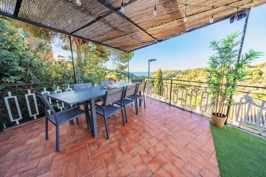Apartament La Maison Snoopy, 6-8 Persons, Near Beach, Seaview Lloret de Mar