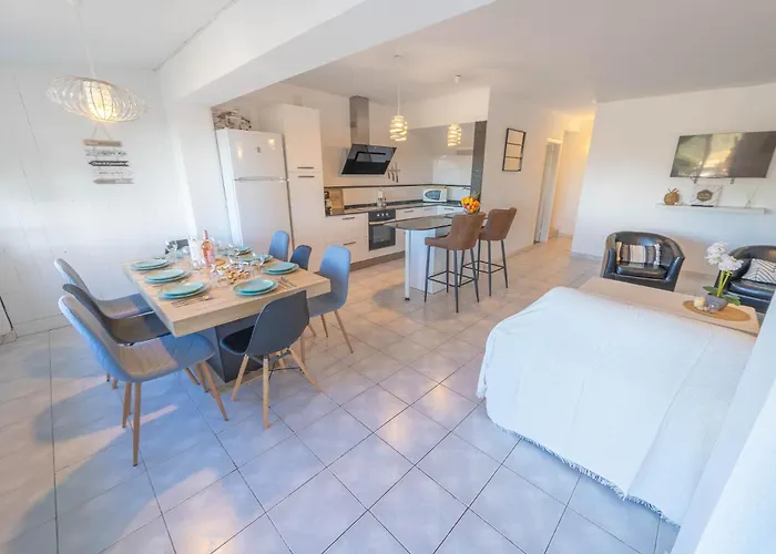La Maison Snoopy, 6-8 Persons, Near Beach, Seaview